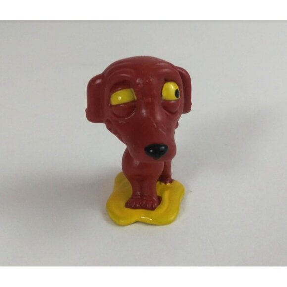 The Ugglys Pet Shop Series 1 Grossest Brown Worried Whippet - Picture 1 of 6